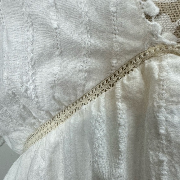 Revolve Tularosa Size Medium Lou Short Sleeve V Neck Midi Dress White Sundress - Picture 5 of 13